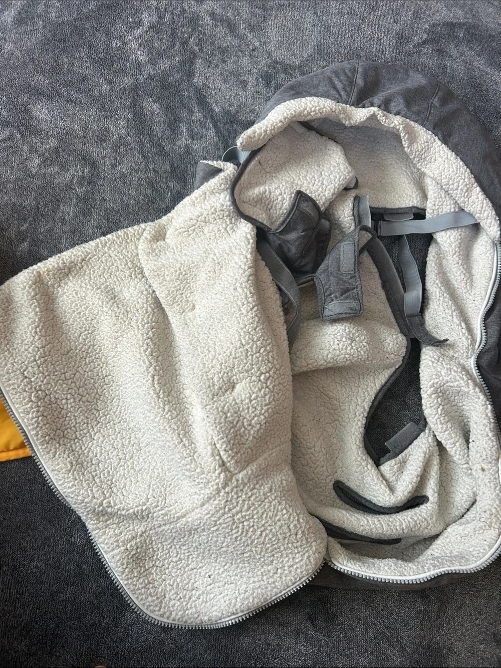 Bundle JJ Cole grey car seat cover and Yellow shopping card cover